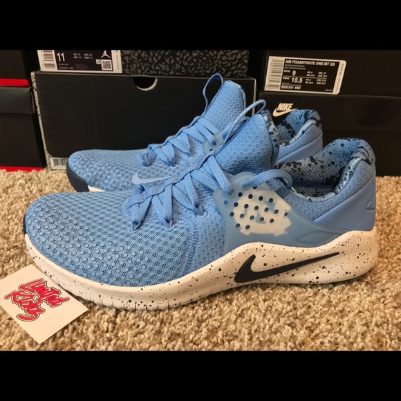 nike free tr8 unc